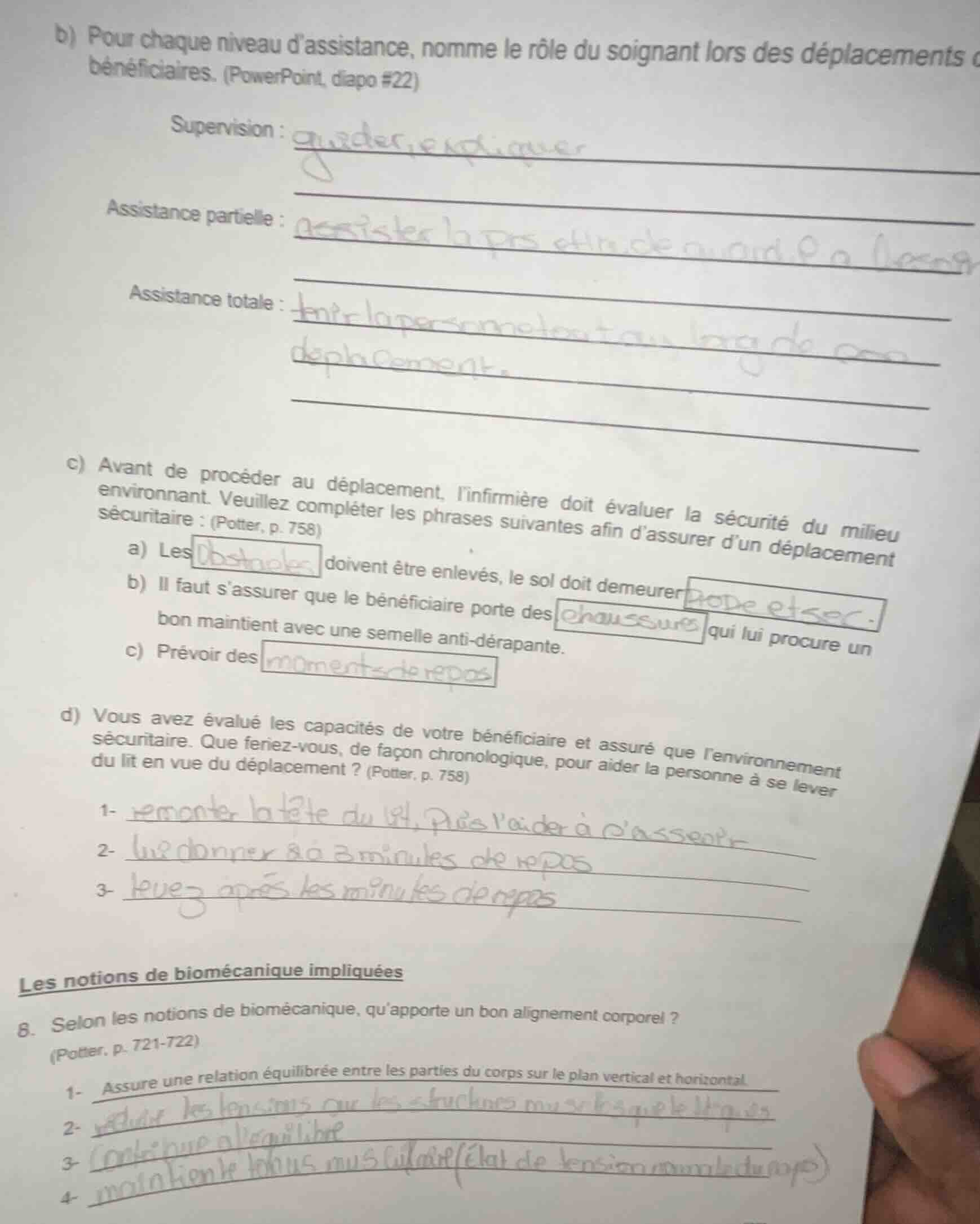 b) pour chaque niveau d’assistance, nomme le rôle du soignant lors des …